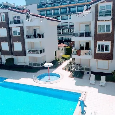 Apartmán Sidede Muhtesem Havuzlu 3+1 Dubleks *